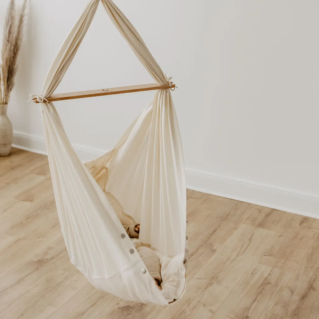 SWING2SLEEP - Federwiegen-Hängematte Dream2sleep In Der Farbe Beige 3 SWING2SLEEP - Federwiegen-Hängematte Dream2sleep In Der Farbe Beige – Bild 3