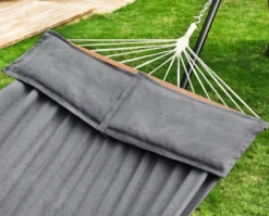 SONGMICS Hängematte, 210 X 150 Cm, Mit 2 Kissen, Bis Zu 300 Kg Belastbar, Mit 2 Holzstangen, Outdoor, Grau GDC022G01 17 SONGMICS Hängematte, 210 X 150 Cm, Mit 2 Kissen, Bis Zu 300 Kg Belastbar, Mit 2 Holzstangen, Outdoor, Grau GDC022G01 -Angebote Moos Traum Store be635cd3efb8828ad1198fb1991789af