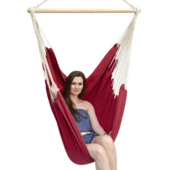 XXL HĂ€ngestuhl 2 Personen HĂ€ngematte | Max. 150 Kg Belastbar | GroĂer HĂ€ngesitz 185x130 Cm | 100% Baumwolle | HĂ€ngesessel Inkl. Swivel | Bordeaux Rot